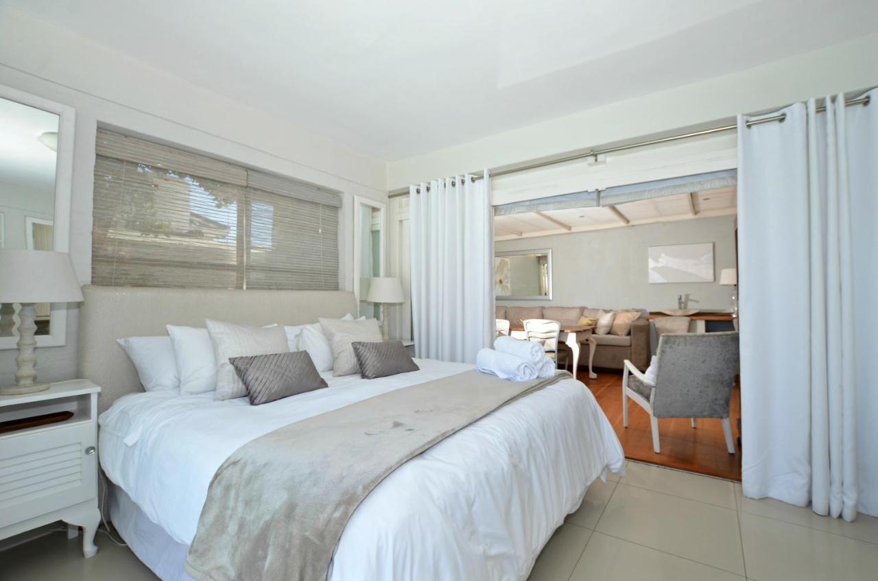 White Waves Beach House Bloubergstrand Dış mekan fotoğraf