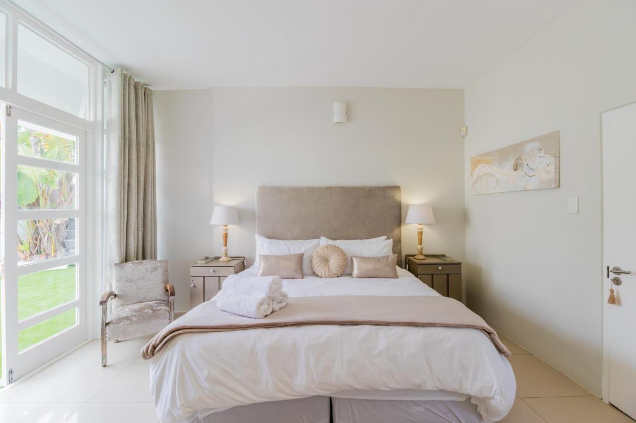 White Waves Beach House Bloubergstrand Dış mekan fotoğraf