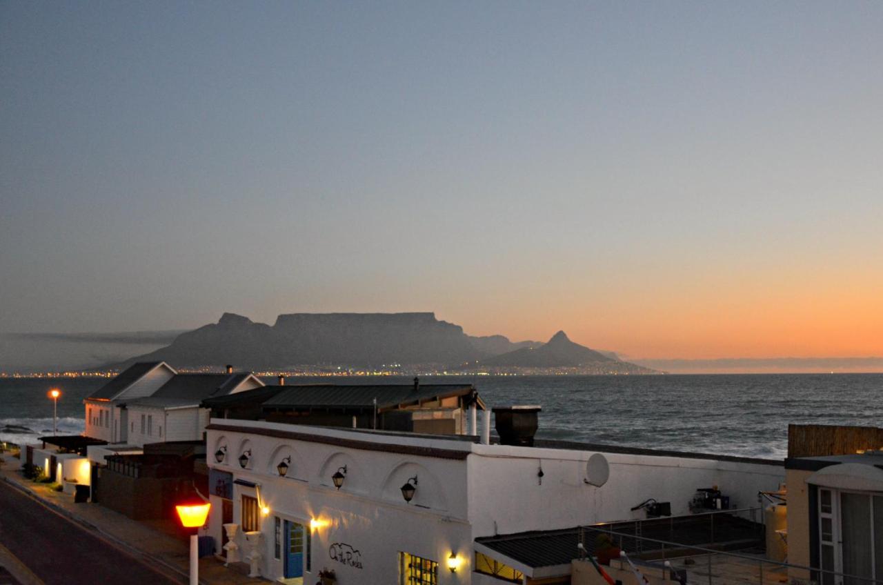 White Waves Beach House Bloubergstrand Dış mekan fotoğraf