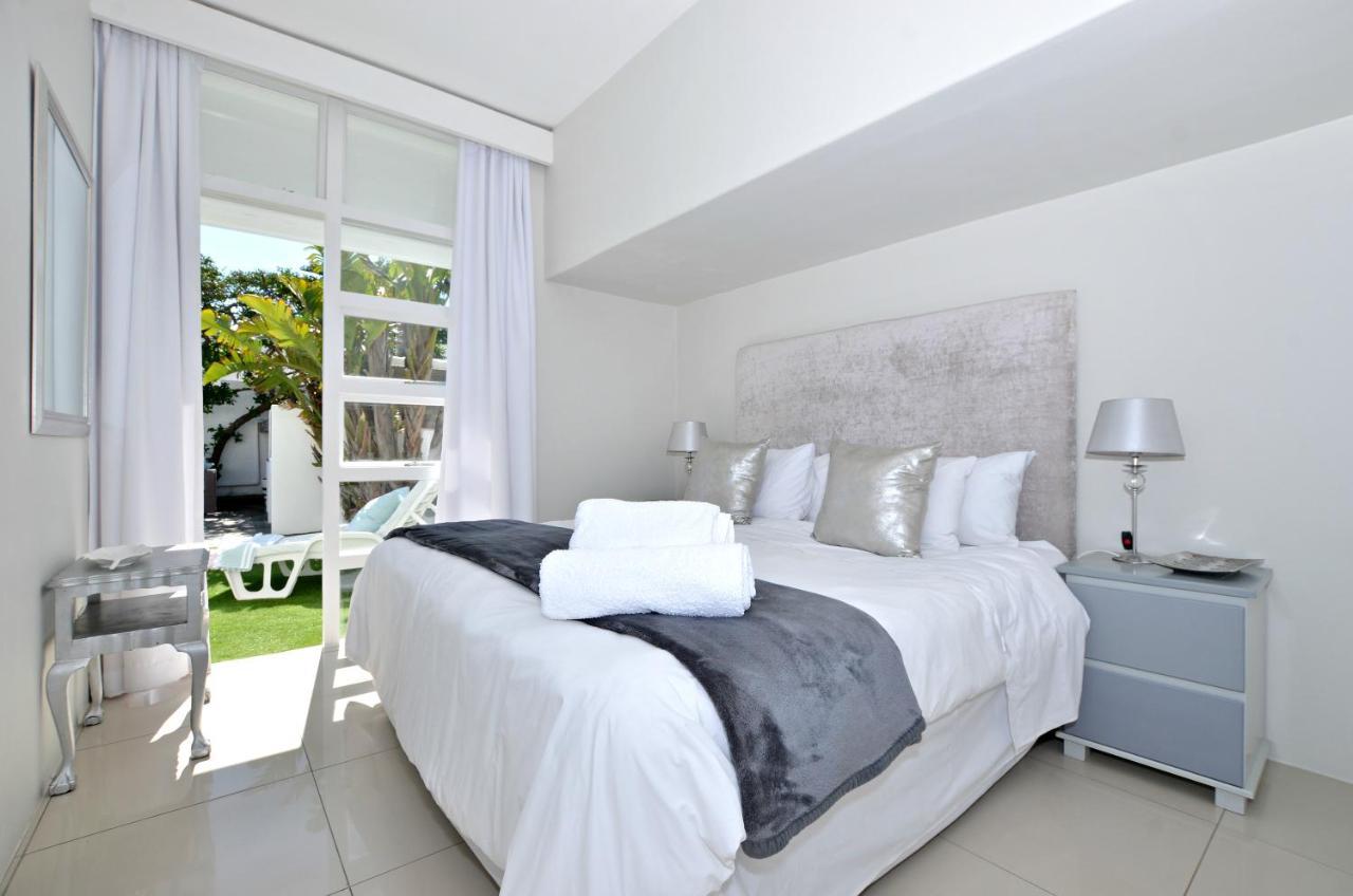White Waves Beach House Bloubergstrand Dış mekan fotoğraf